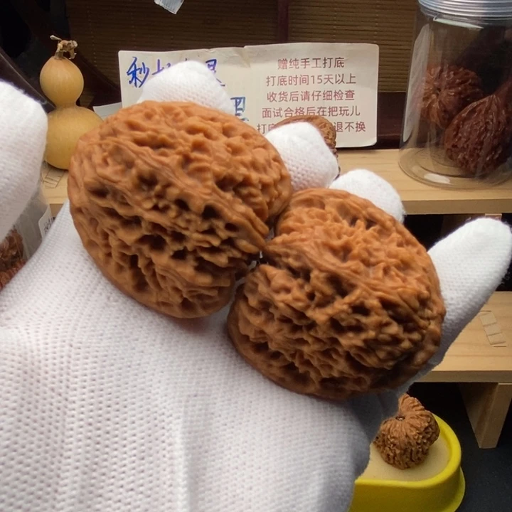 吊坠文玩核桃Y*l三角高炮41尺