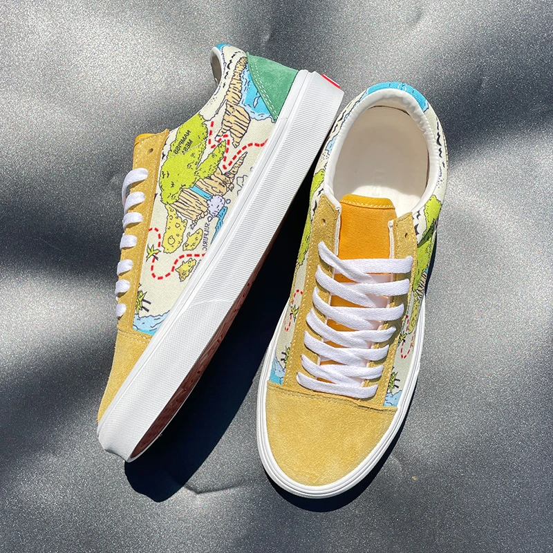 休闲板鞋低帮大码男鞋夏季圆头帆布鞋黄色山水画印花情侣男士韩版