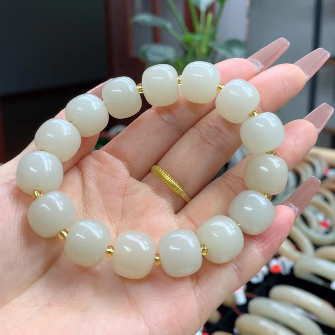 石英质玉串未镶嵌