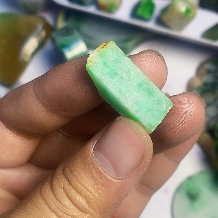 翡翠散珠天然翡翠A货挂件