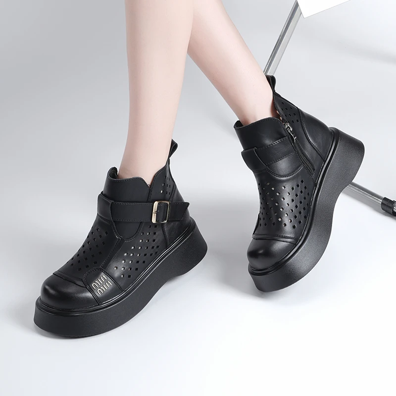 2025新款夏季马丁靴厚底英伦透气镂空靴女鞋时尚百搭靴子轻便薄款