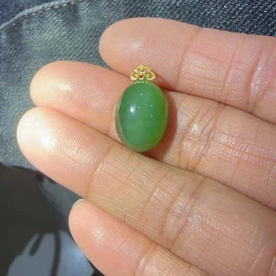 和田玉颈饰18K金镶嵌高1.6猫眼