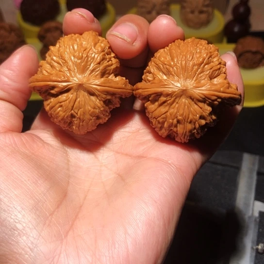 文玩核桃吊坠40磨盘