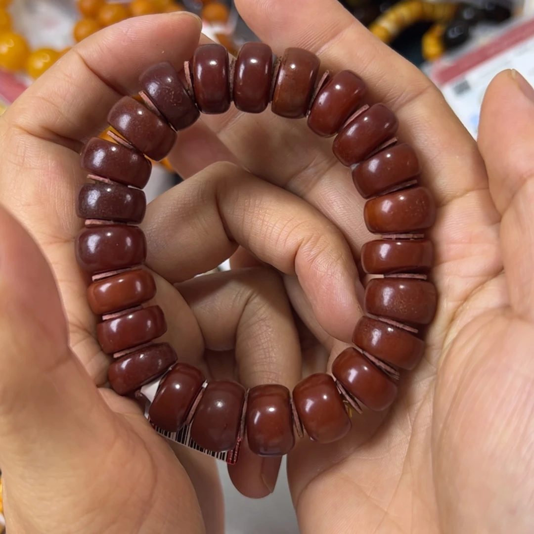 未镶嵌琥珀珠宝奇石320
