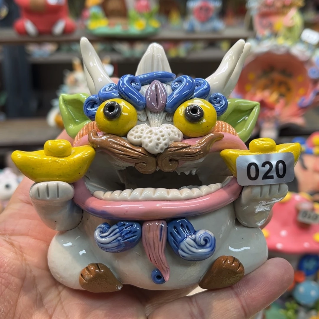 陶瓷纯手工抽象陶瓷摆件020