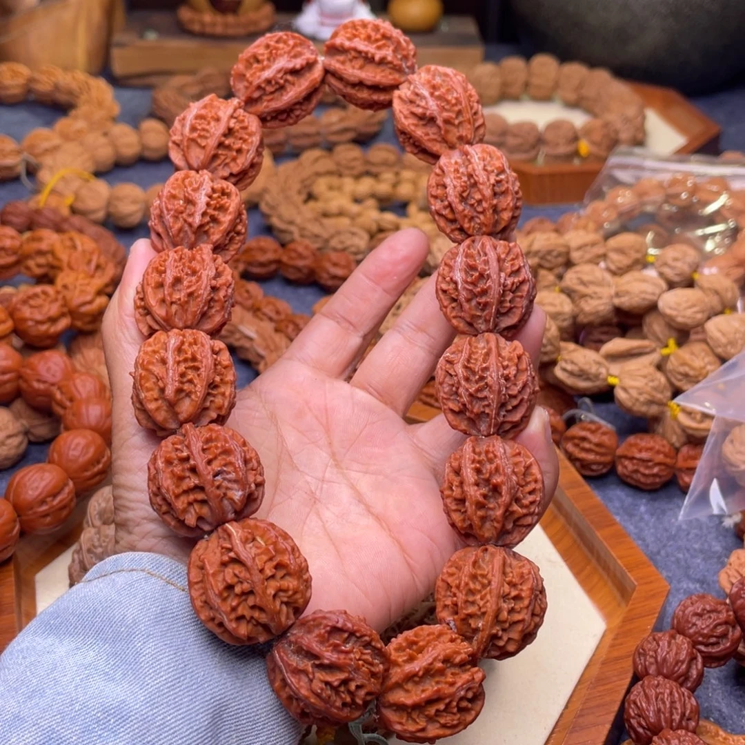 文玩核桃吊坠龙脊