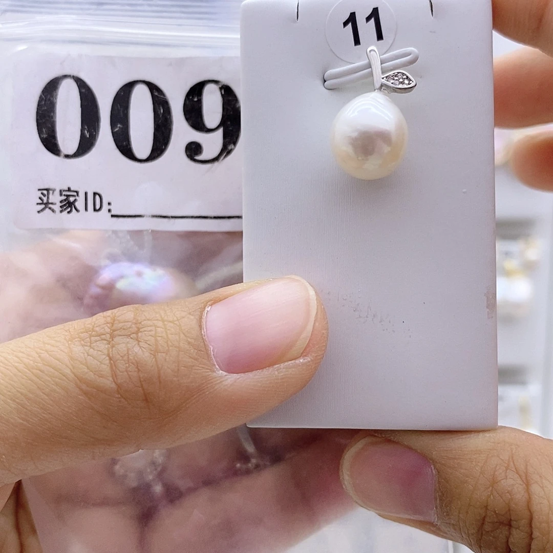 淡水珍珠钛钢颈饰