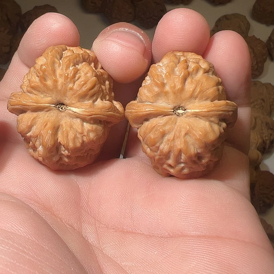 0***7吊坠猴头核桃文玩