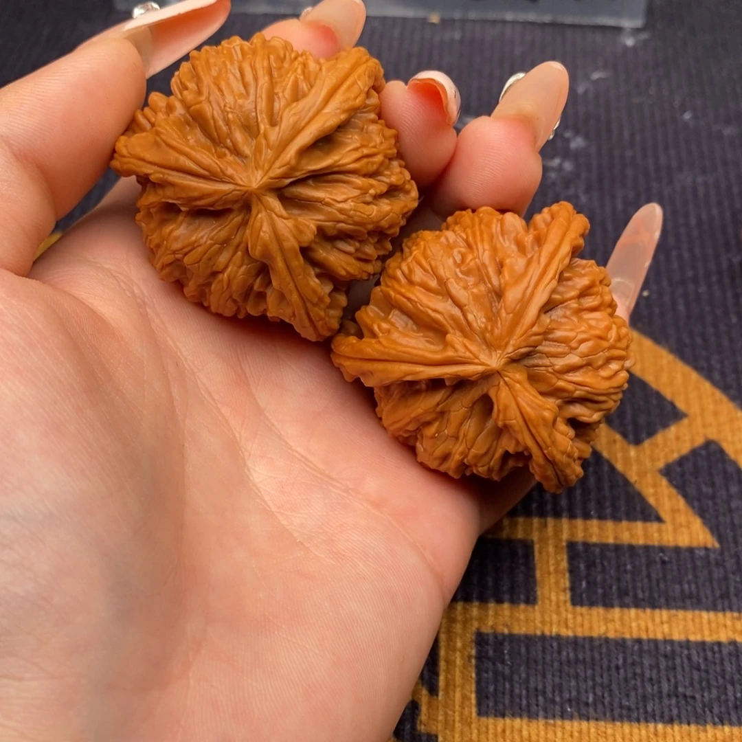 *****吊坠文玩核桃白狮子