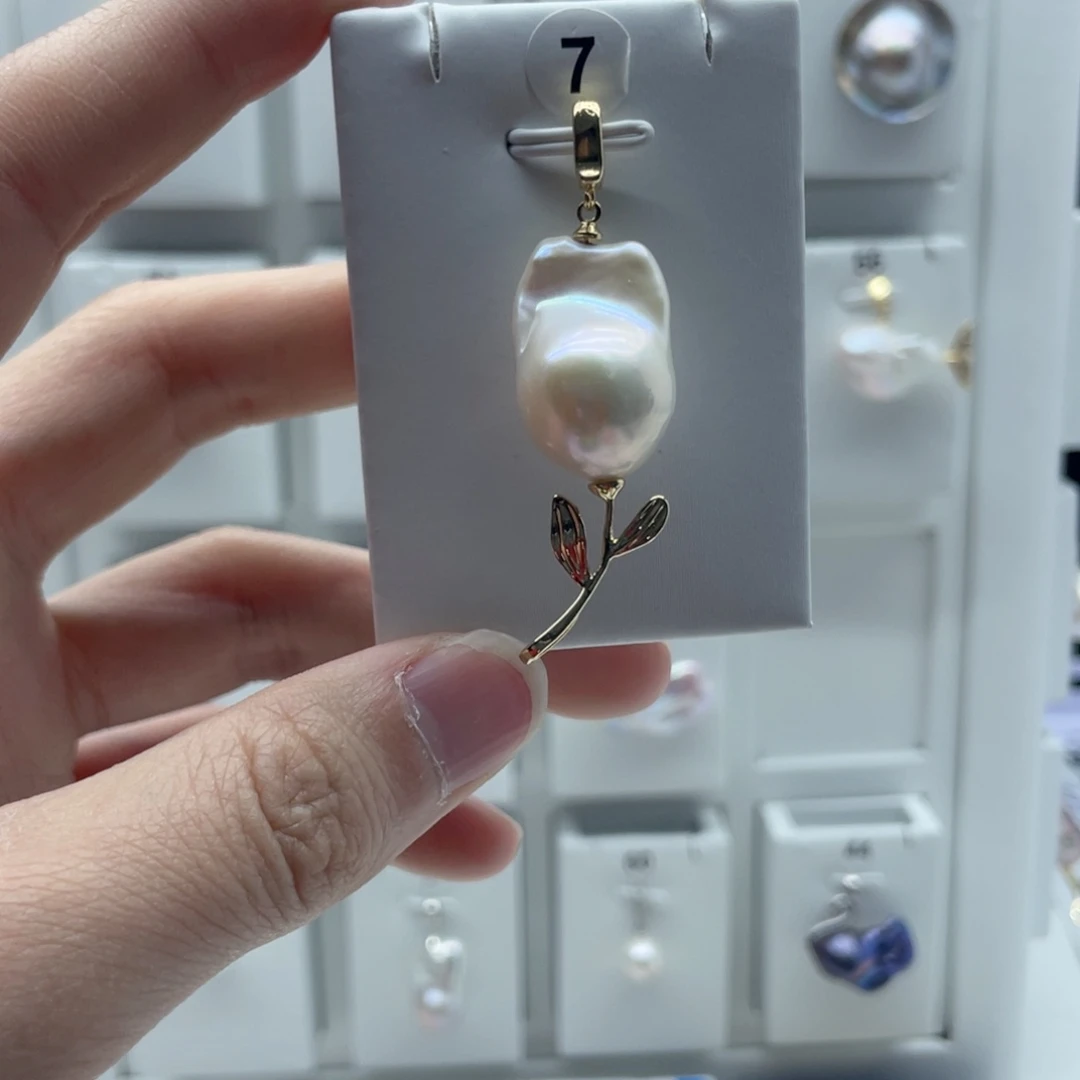 淡水珍珠颈饰合金