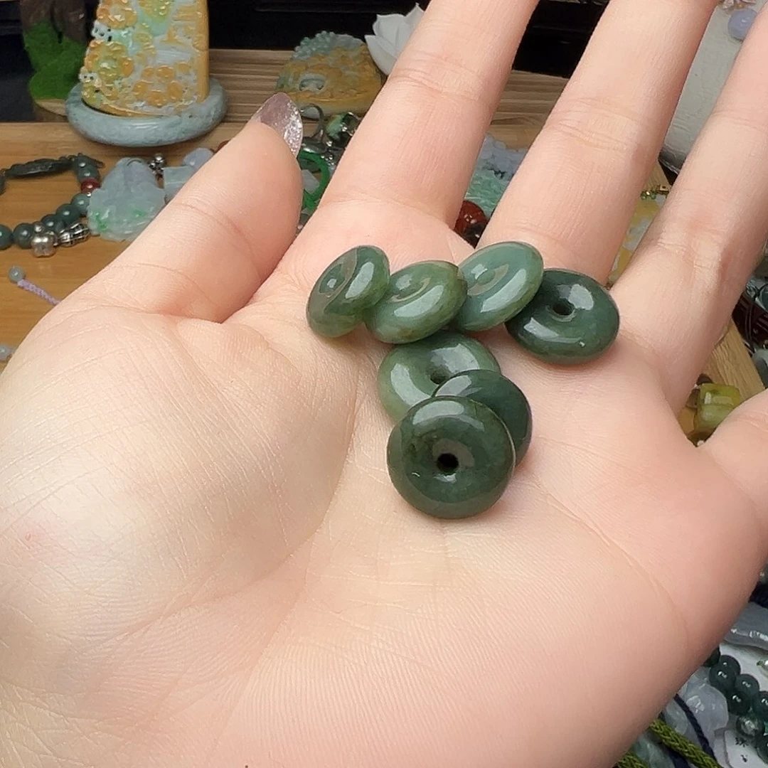 翡翠吊坠(赠链)未镶嵌多样性