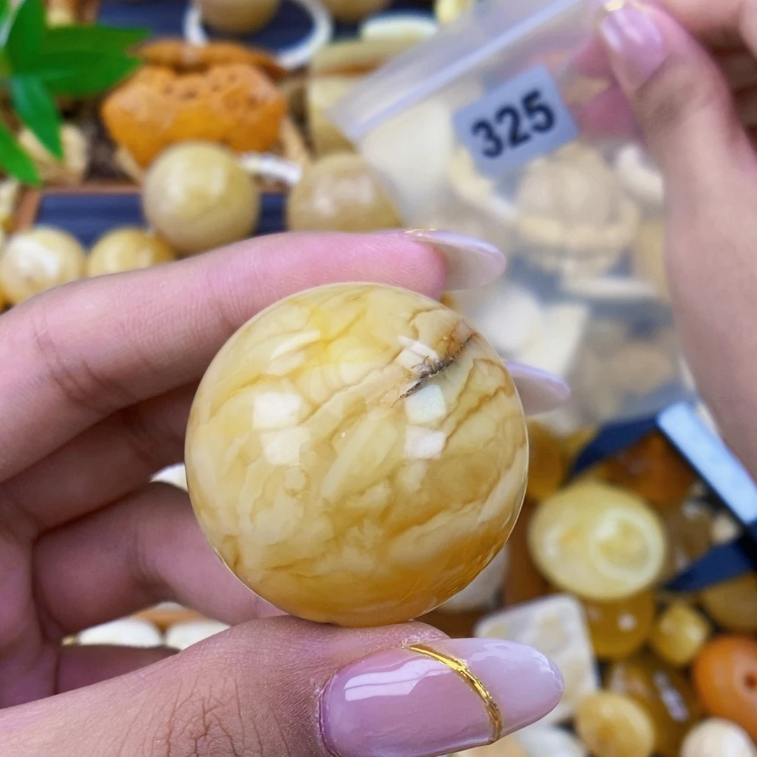 未镶嵌琥珀珠宝奇石34.7 粉