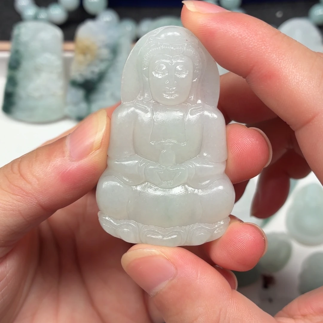 定制翡翠未镶嵌正装观音