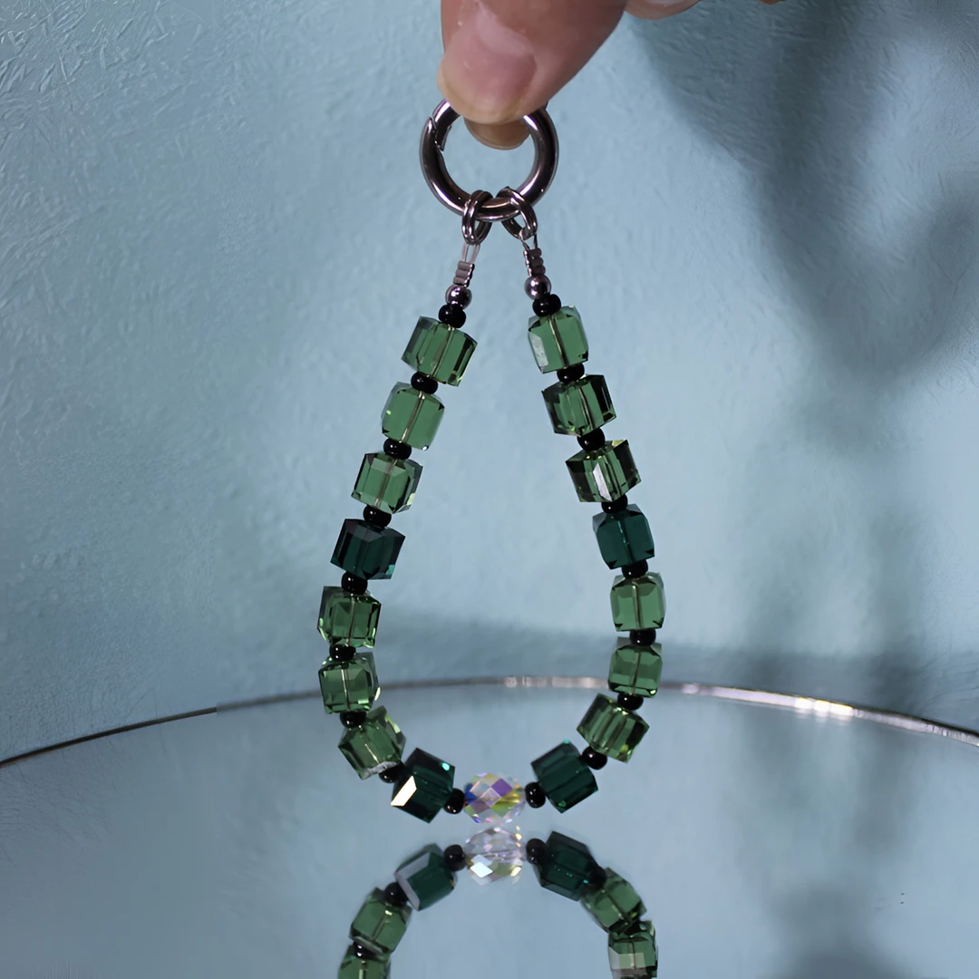 【绿方糖】进口施家轻奢diy手工彩色ins创意防丢手机链女款