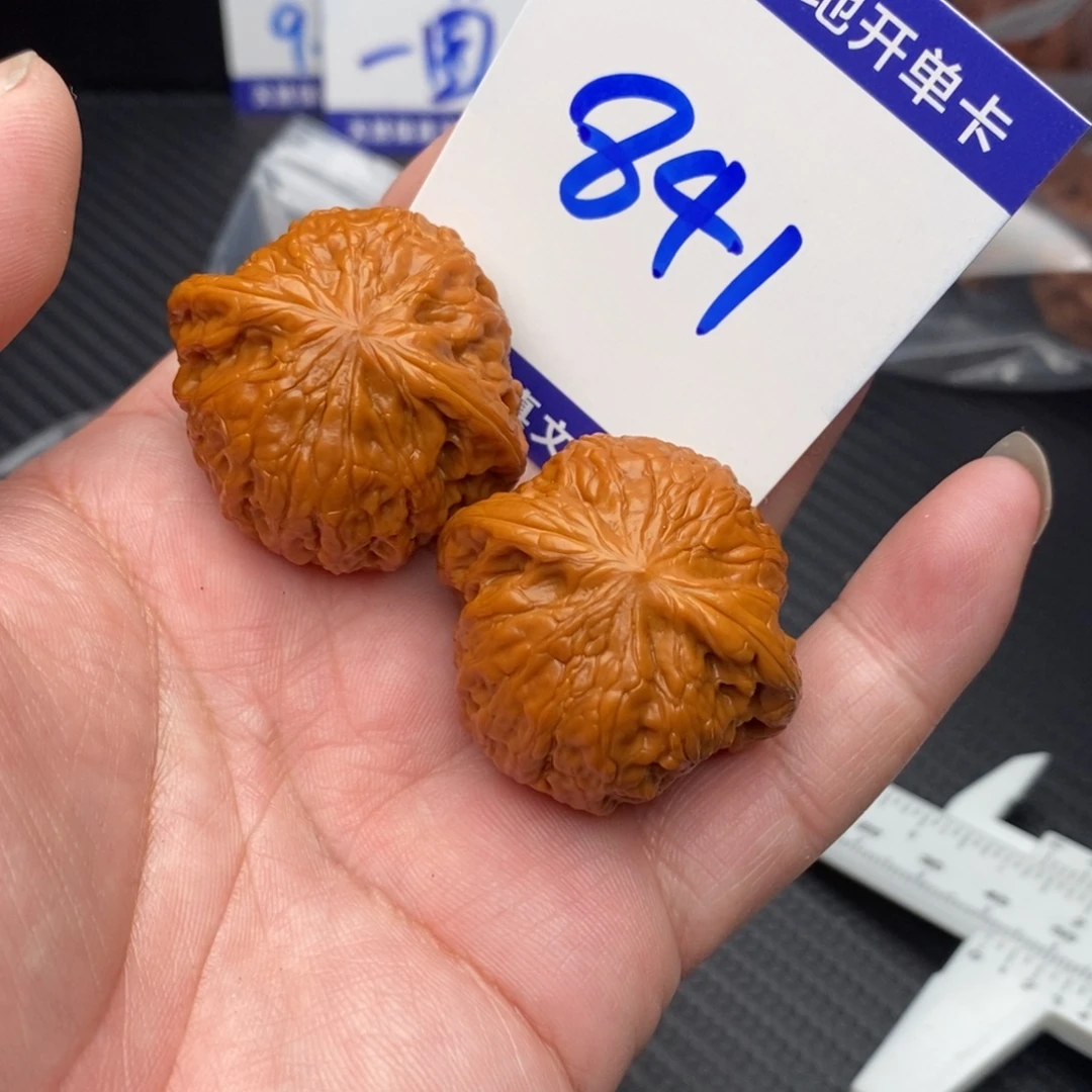 文玩核桃把件铁锤36