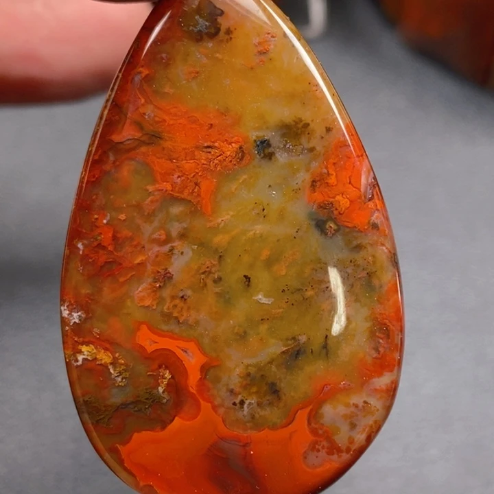 玛瑙/玉髓颈饰未镶嵌小****口