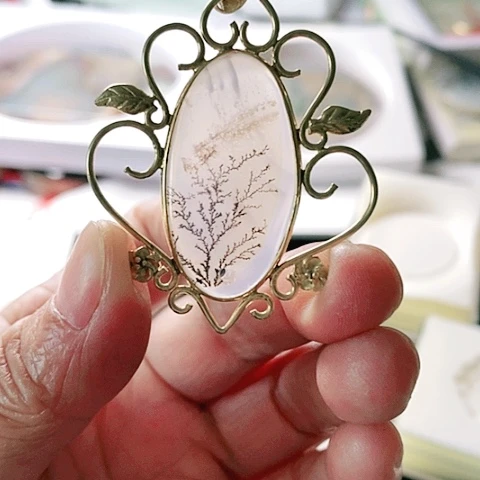 玛瑙/玉髓颈饰合金海*