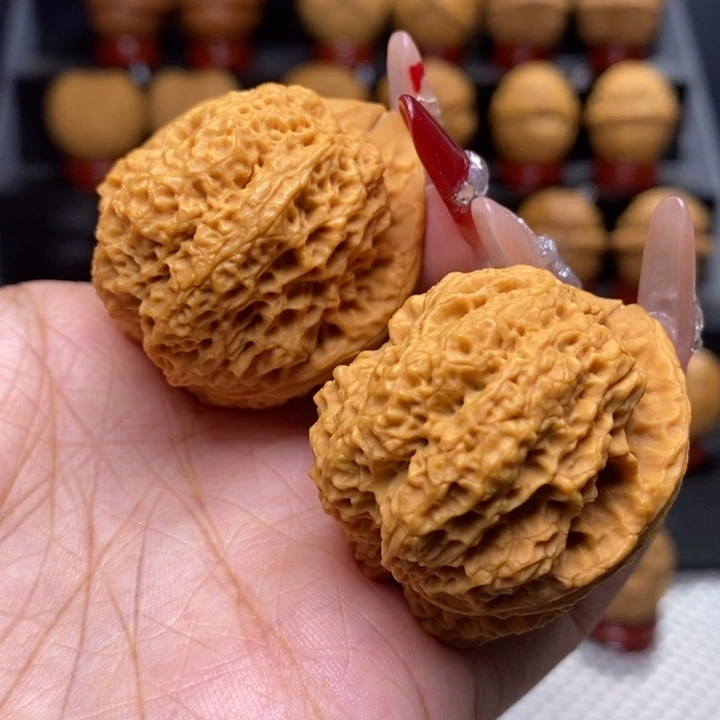 文玩核桃把件蝉王71号