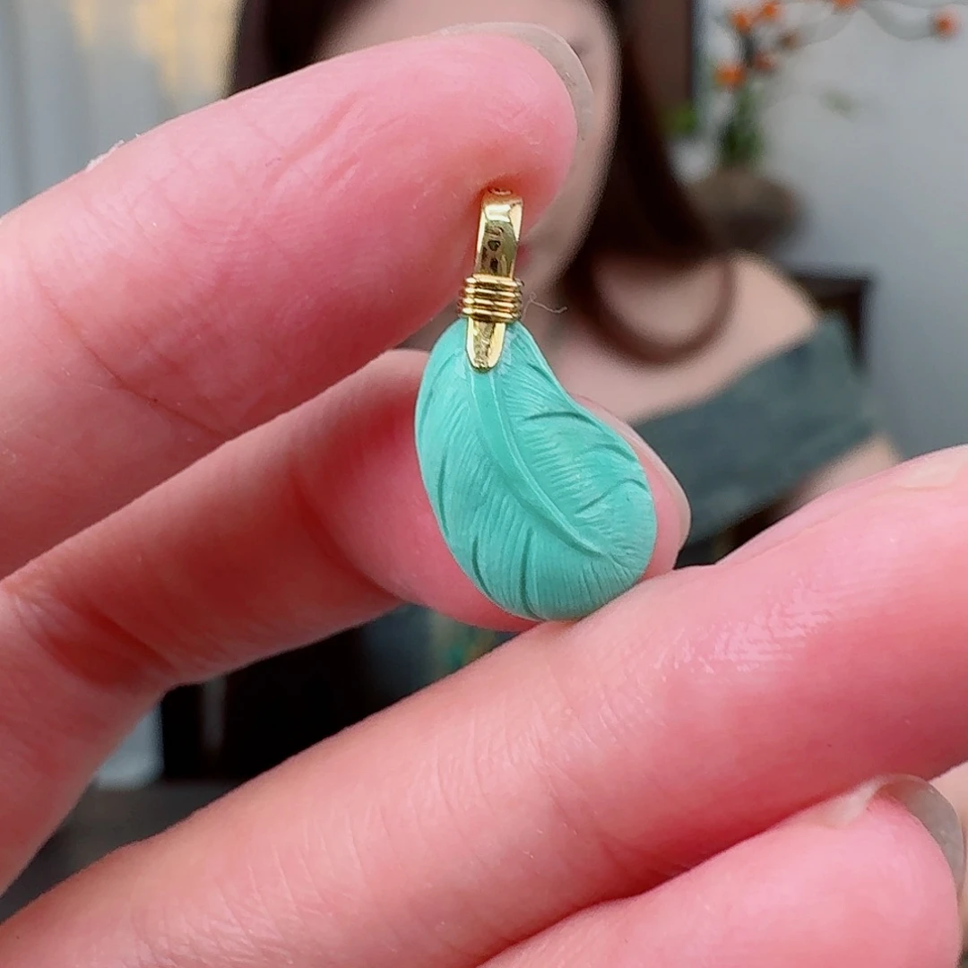 18K金镶嵌绿松石珠宝奇石