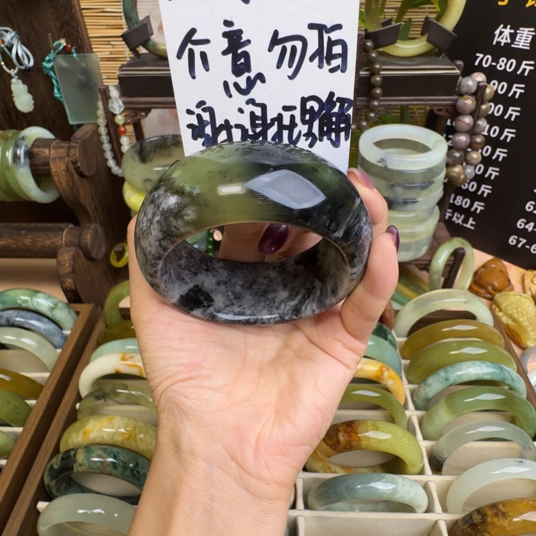 未镶嵌蛇纹石玉手镯