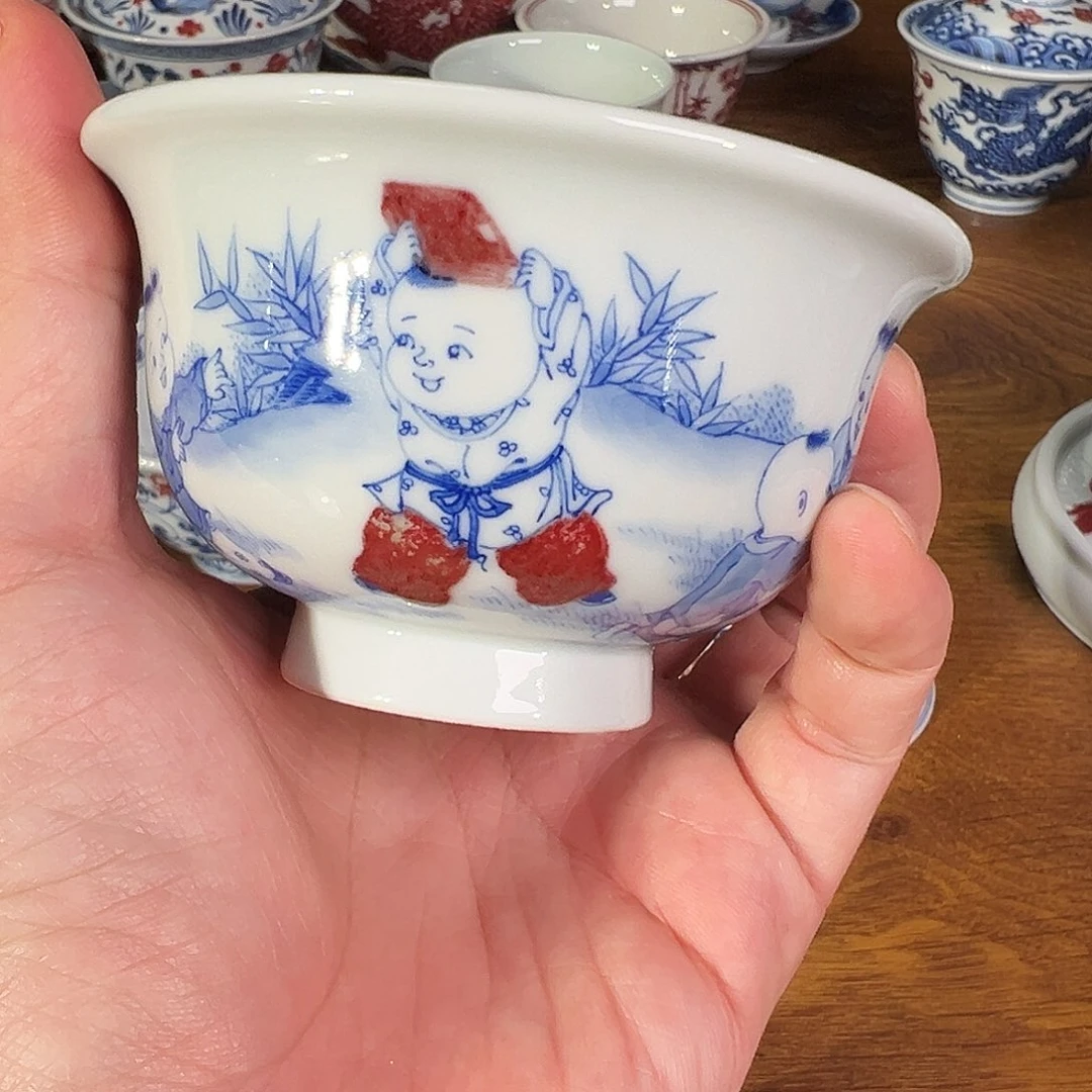 景德镇瓷器釉里红