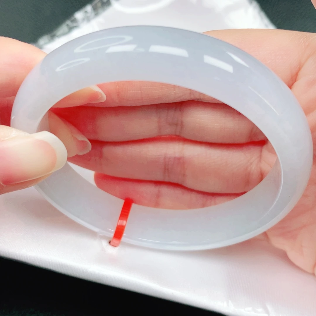 翡翠未镶嵌手镯57圈