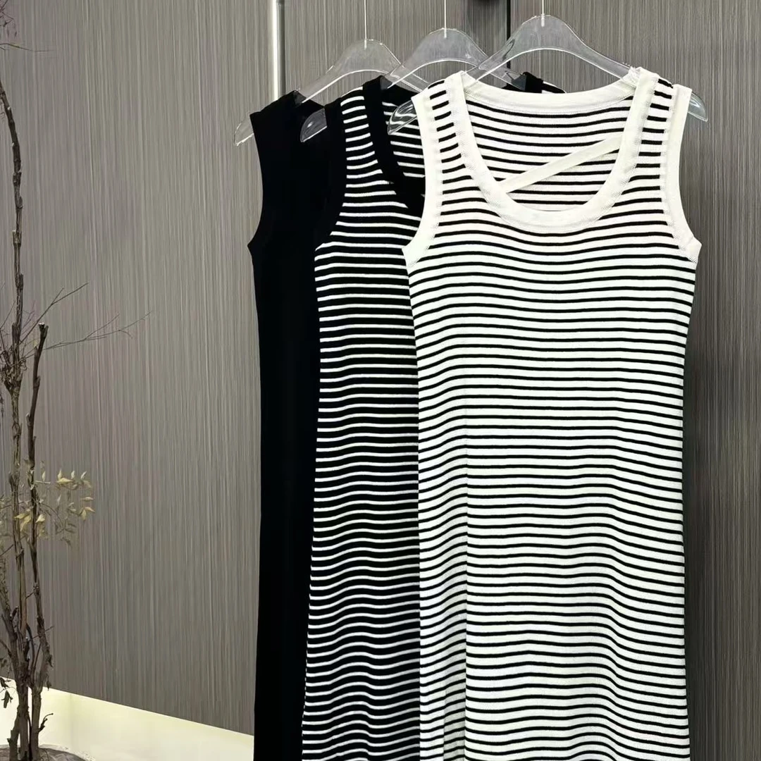 【妞妞】新款条纹撞色连衣裙  0205103