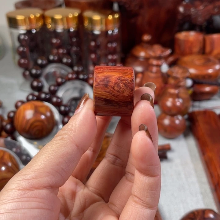 大***乐黄花梨/降香黄檀板指