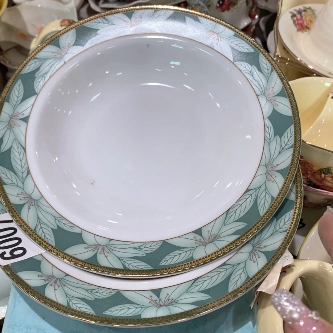 瓷2个8.5111111111111111