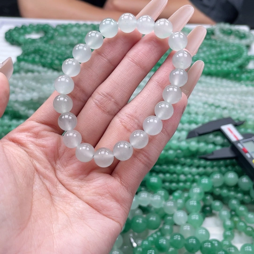 未镶嵌手串石英质玉（非洲翠）