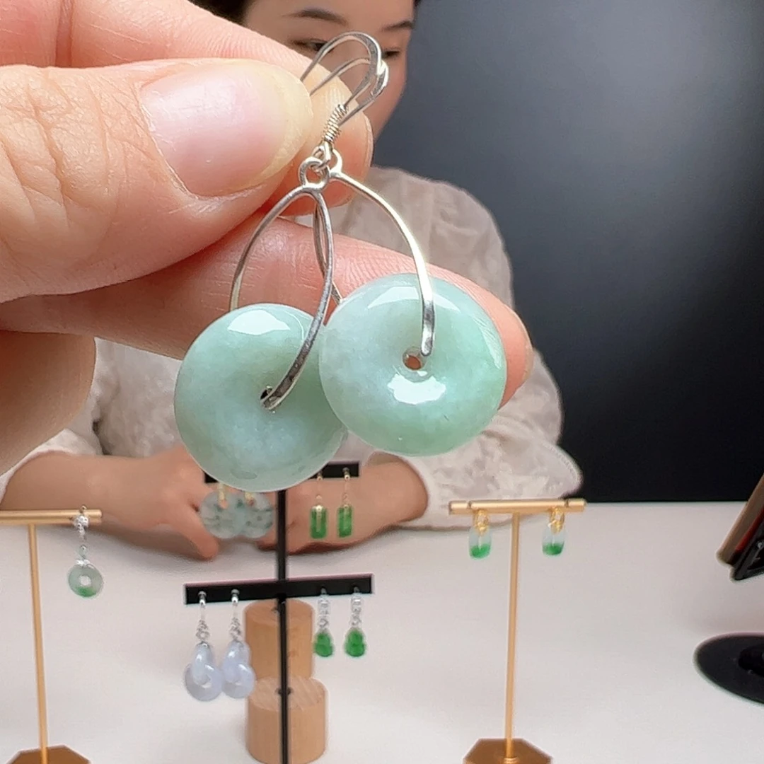 翡翠银S925镶嵌耳饰天然翡翠