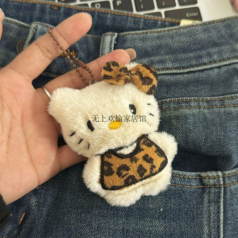 简约气质百搭饰品！豹纹Kitty挂件，毛绒材质不掉色，仿工具系列便携