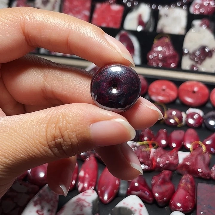 天然辰砂乌砂平安扣