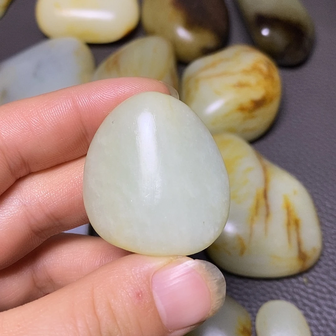 未镶嵌和田玉挂件