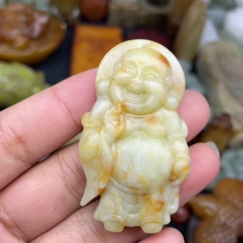 蛇纹石玉未镶嵌颈饰87