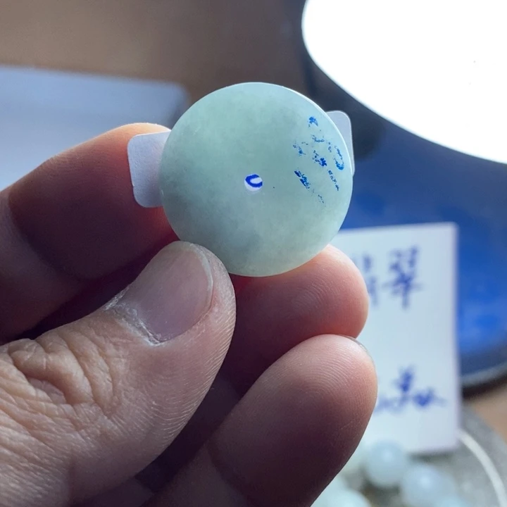 翡翠颈饰未镶嵌好