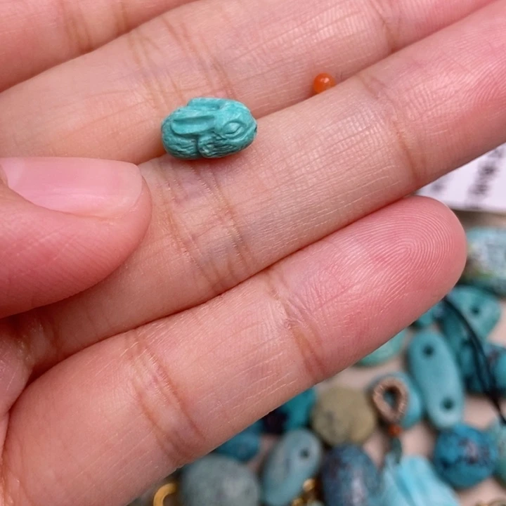 南红玛瑙未镶嵌珠宝奇石