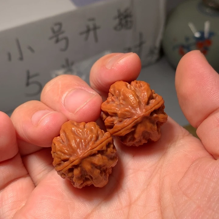 文玩核桃把件八筋135