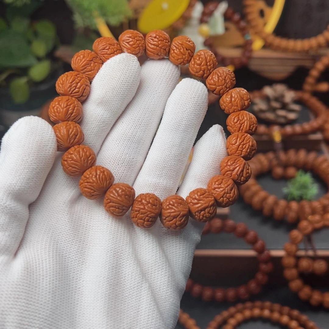 吊坠桃核雪*玫1.4红皮荔枝手串