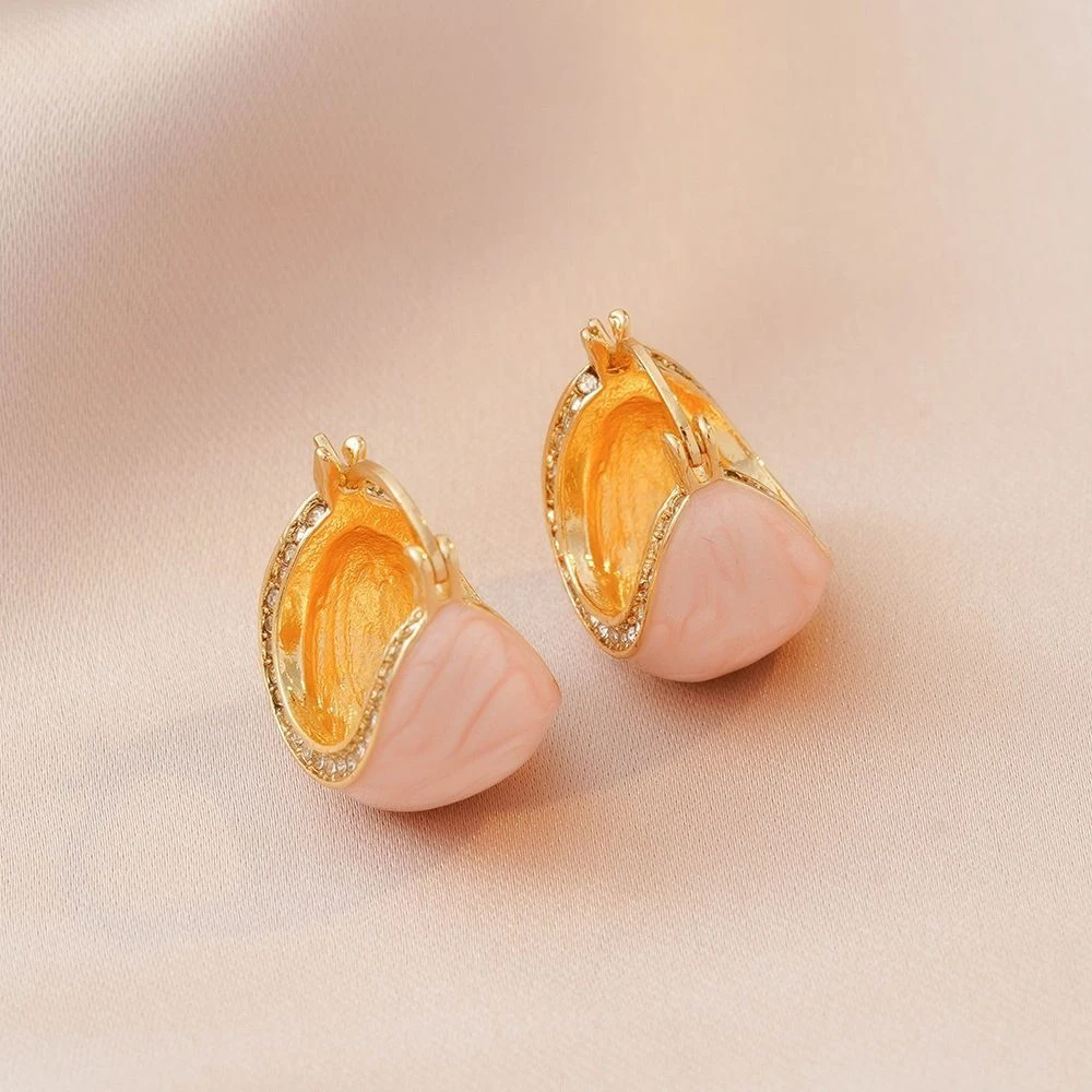 铜合金耳饰 朋克日韩白色复古耳环设计感法式ins百搭耳钉耳饰2099