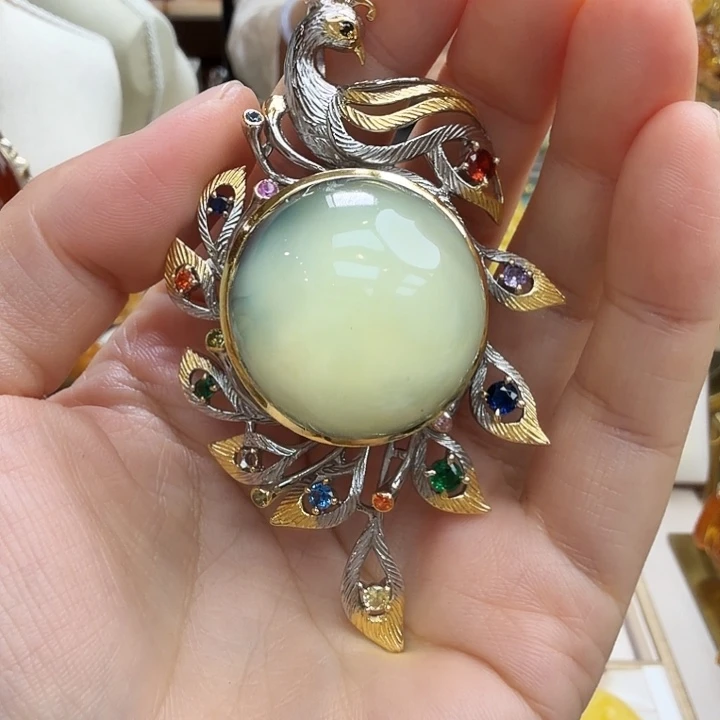 琥珀未镶嵌珠宝奇石