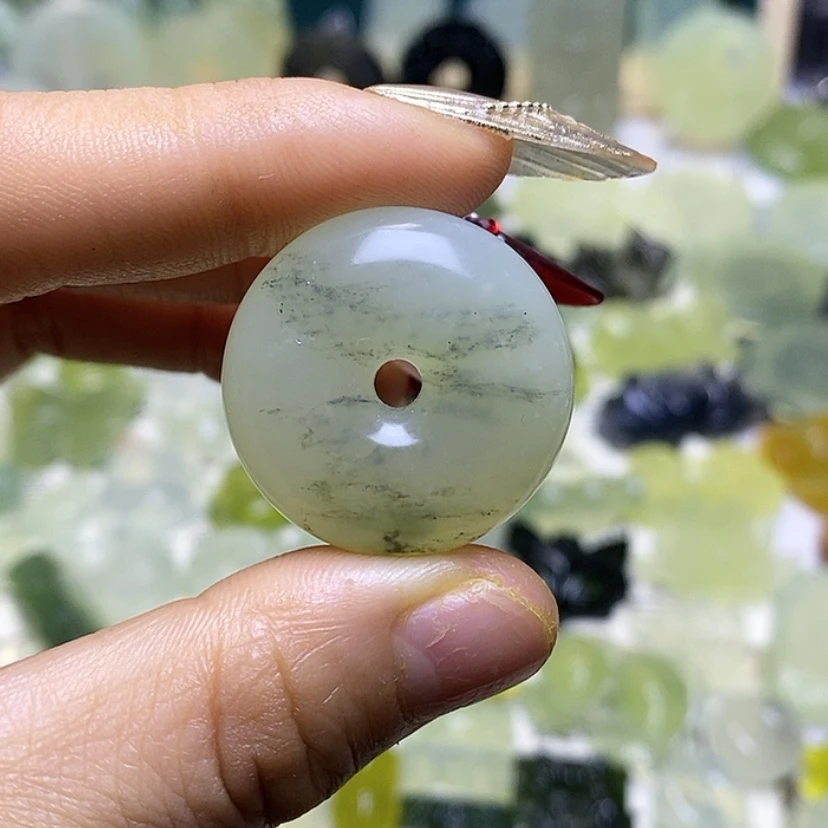 【闪购商品】蛇纹石玉颈饰未镶嵌