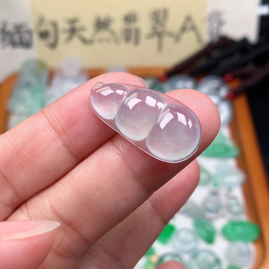 翡翠裸石缅甸天然A货翡翠冰种豆子
