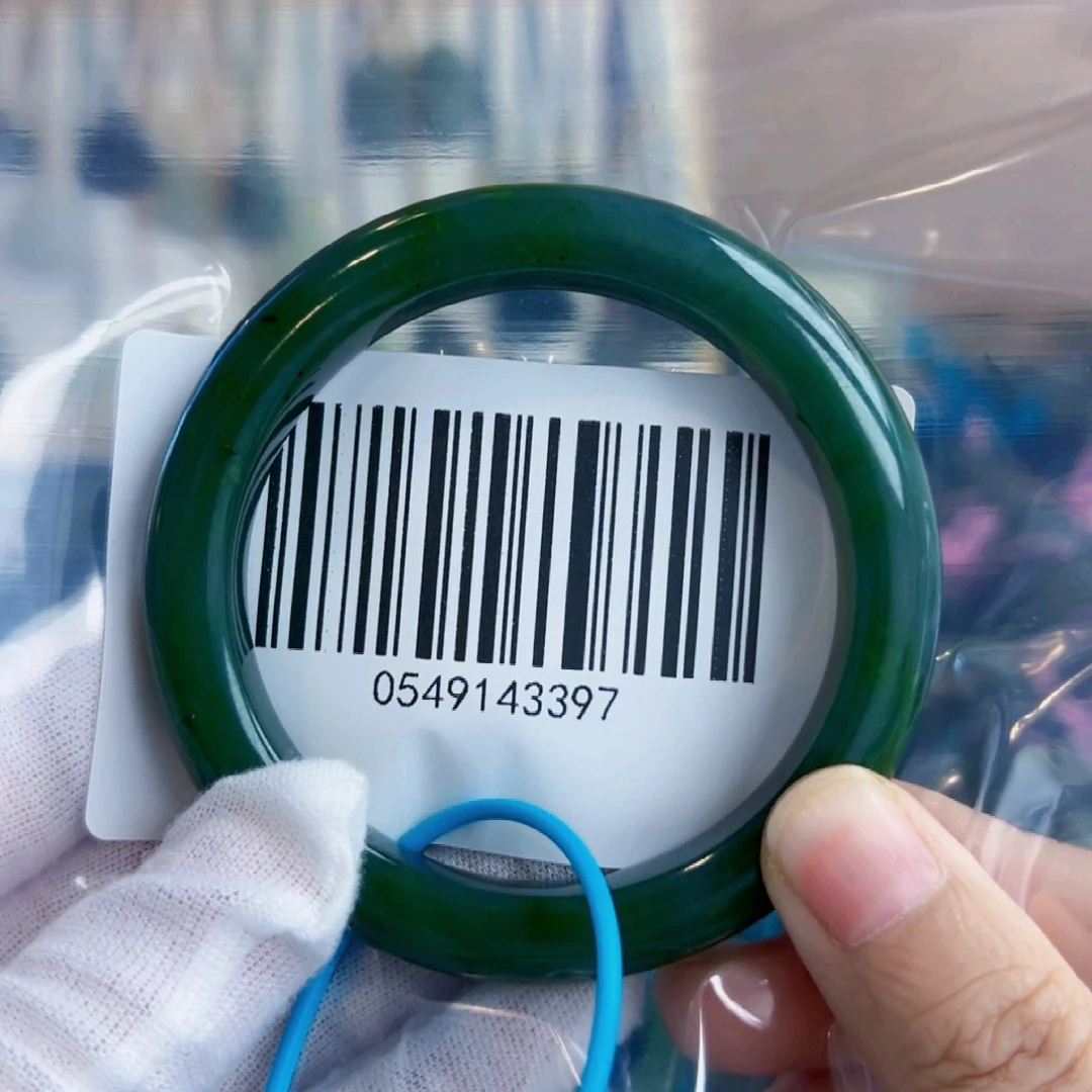 和田玉手镯未镶嵌包容5859
