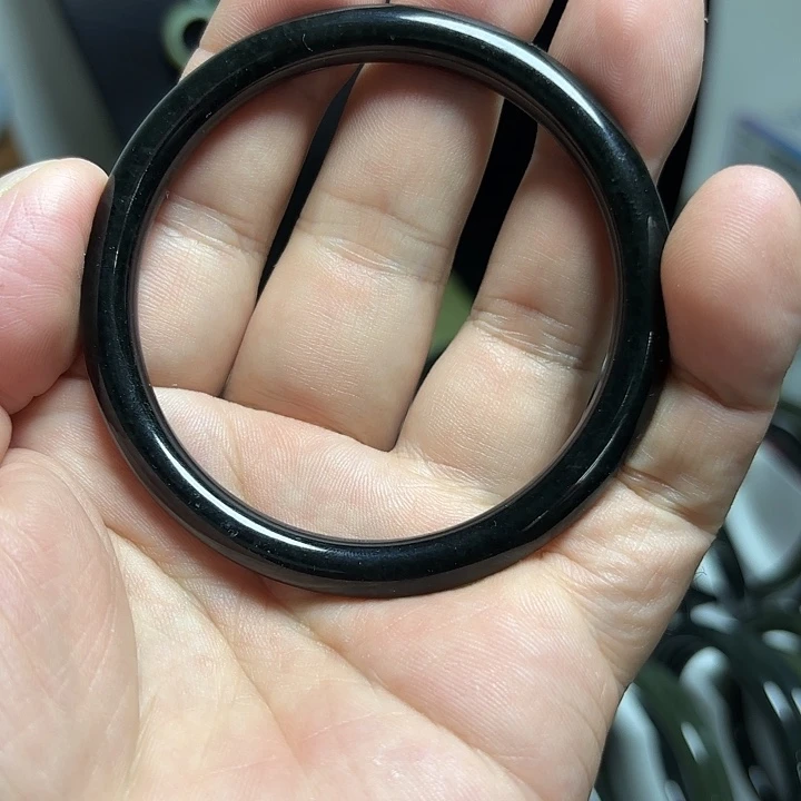 和田玉（糖玉）手镯未镶嵌