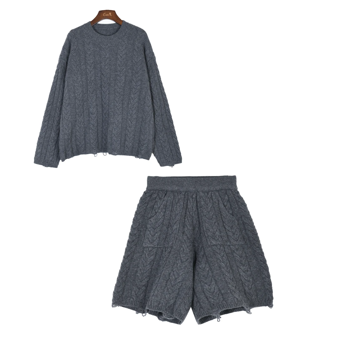 MODE【伯克利】软糯麻花毛衣+短裤套装