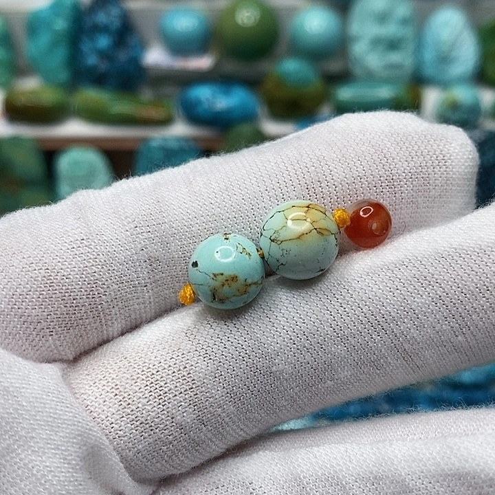 南红玛瑙未镶嵌珠宝奇石