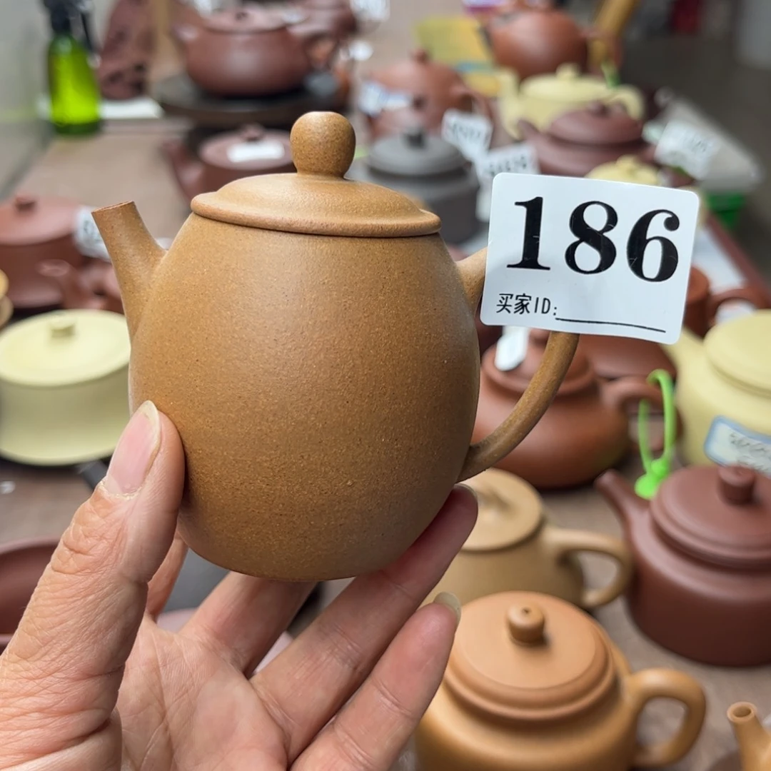 紫砂茶壶黄金段半手170cc