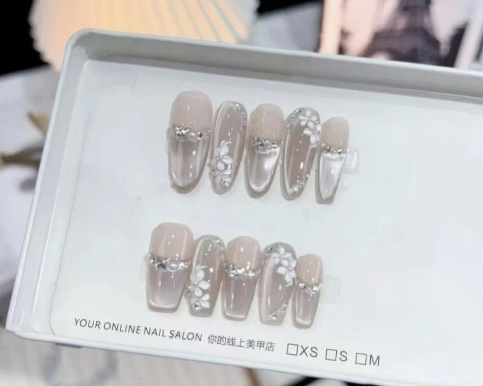 【春花夕拾】新款高品质纯手工穿戴甲美甲贴穿戴式光疗猫眼流行显白