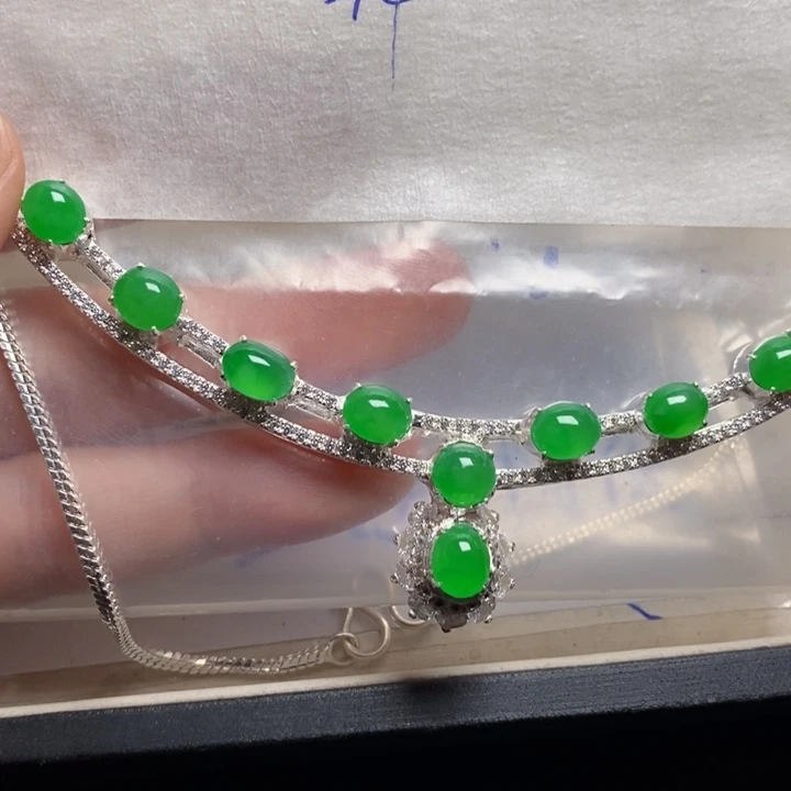 未镶嵌定制翡翠云****8